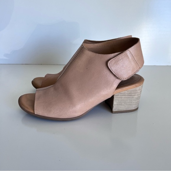 Kork-Ease Cayleigh Leather Peep Toe Wedge Sandal Heel - Picture 4 of 8